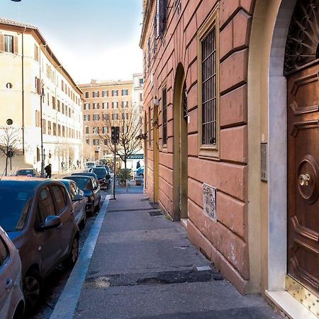 Boutique Domus Trastevere Bertani Rome Exterior photo